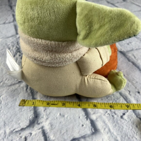 Star Wars The Mandalorian The Child Halloween Too Cute To Spook Table Decor New - Picture 7 of 9